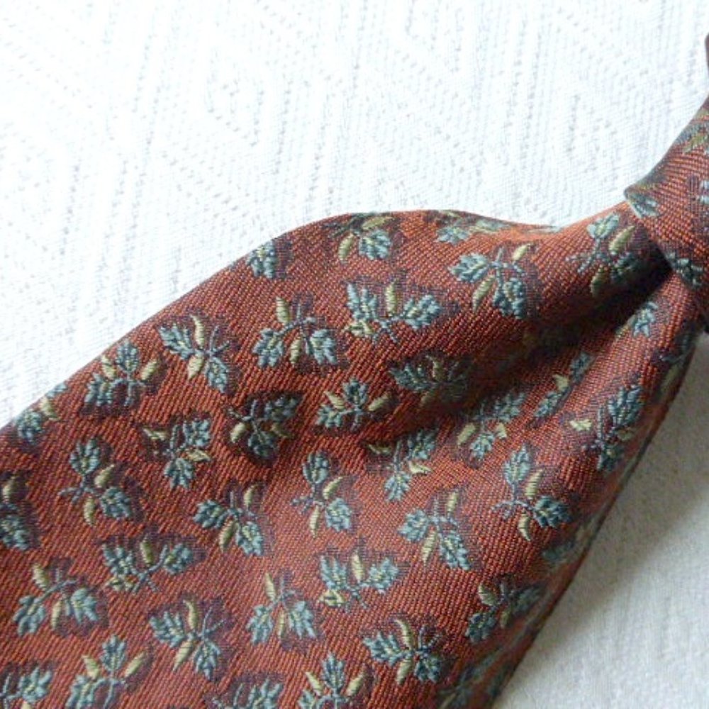 GIORGIO ARMANI italy brown green leaves SILK TIE